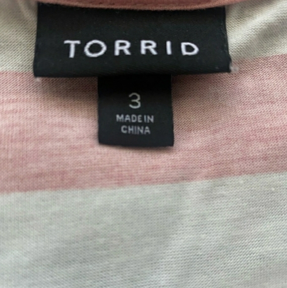 Torrid "Live & Love" Pink & White Stripe Tee Size 3 - Picture 5 of 6